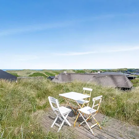 Gorgeous Thatched Holiday With A Fantastic Location - 1027 Ringkøbing